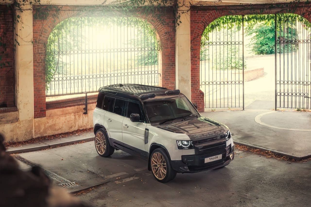 Land Rover Defender — Delta Forge Carbon